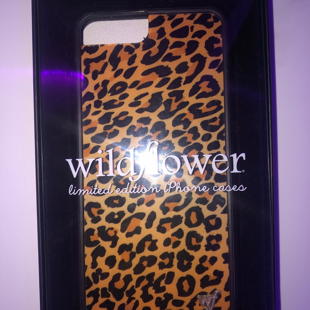 Leopard print wildflower case